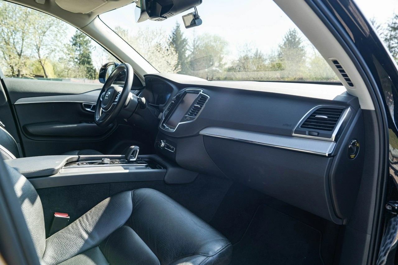 Volvo XC 90 - Zdjęcie 21