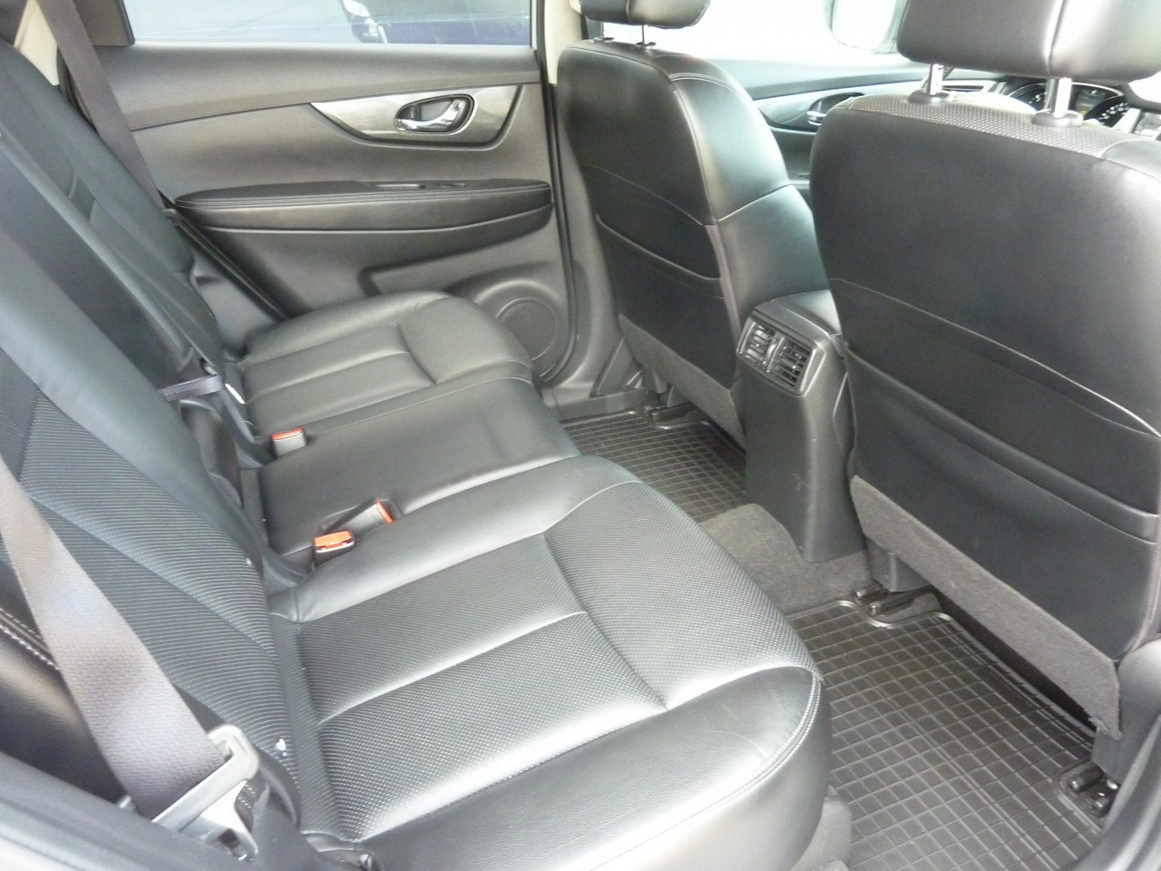 Nissan X-Trail - Zdjęcie 12