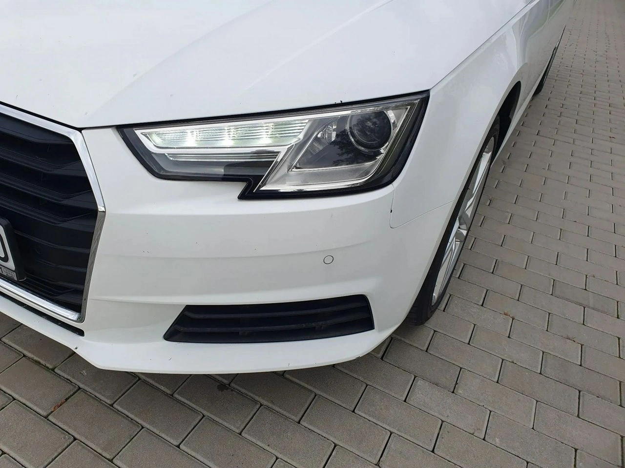 Audi A4 - Zdjęcie 14