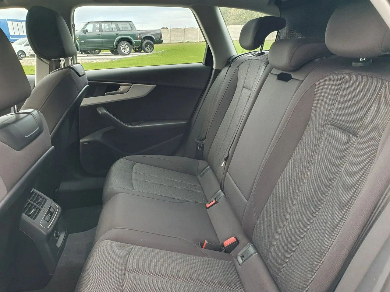 Audi A4 - Zdjęcie 21