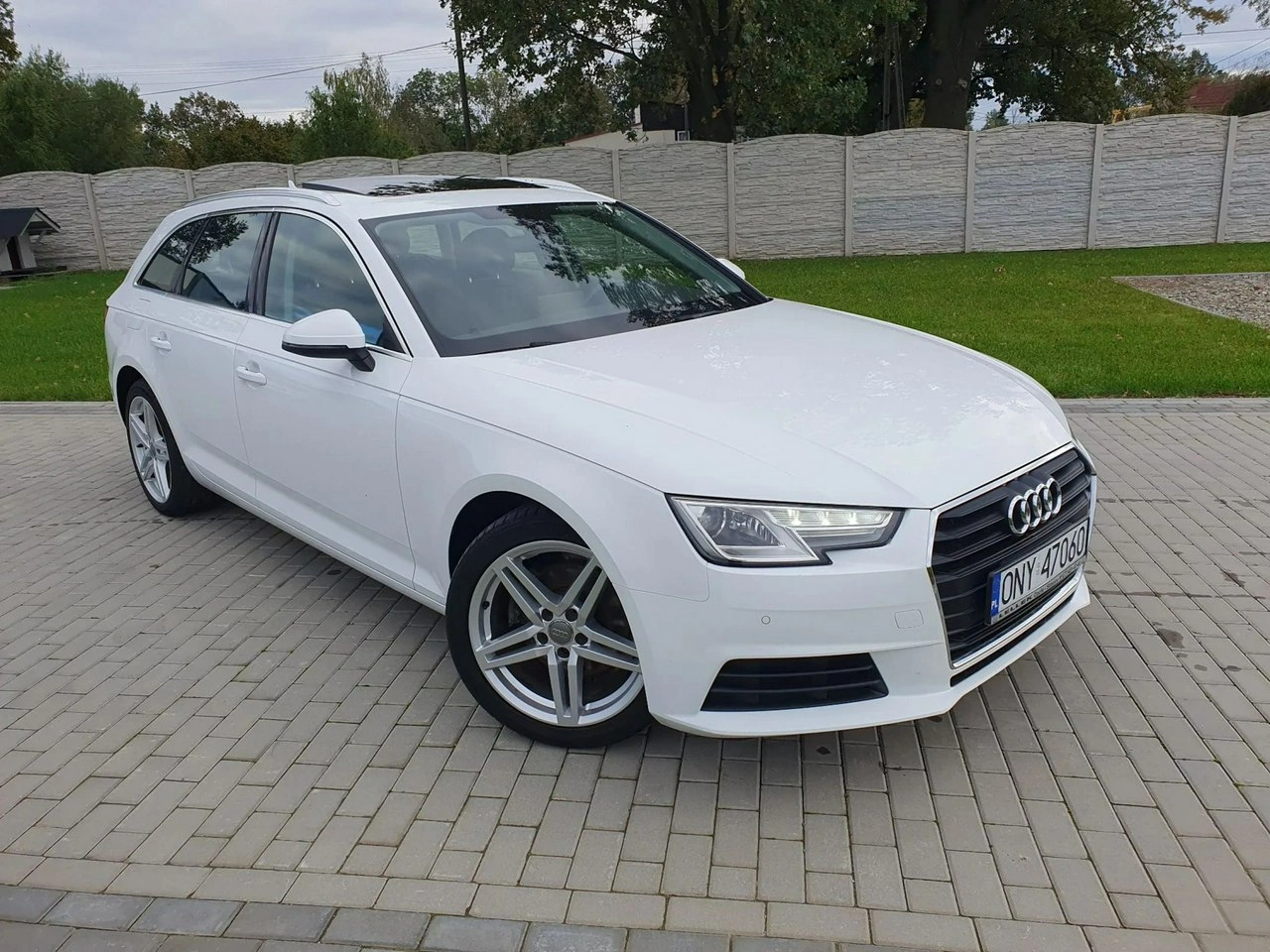 Audi A4 - Zdjęcie 39