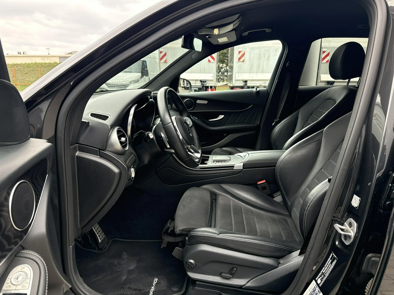 Mercedes GLC 200 - Zdjęcie 10