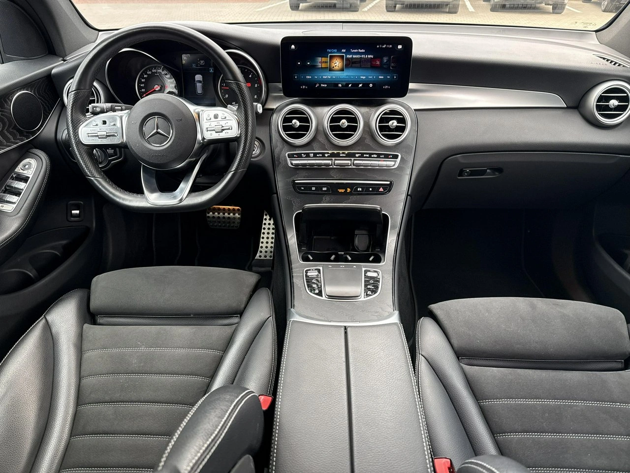 Mercedes GLC 200 - Zdjęcie 22