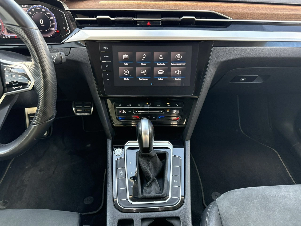 Volkswagen Arteon - Zdjęcie 23