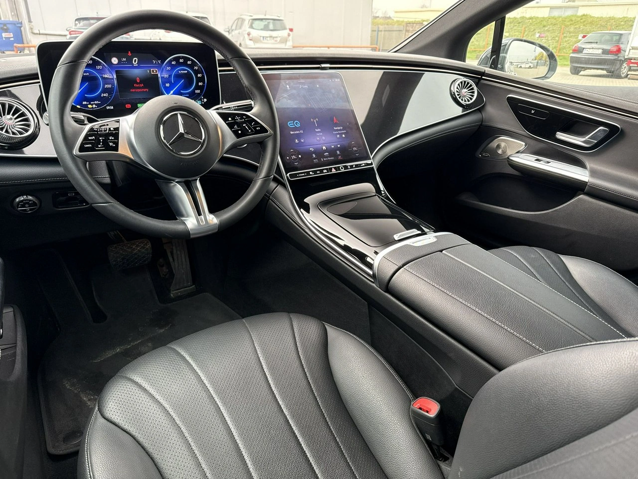 Mercedes EQE - Zdjęcie 12