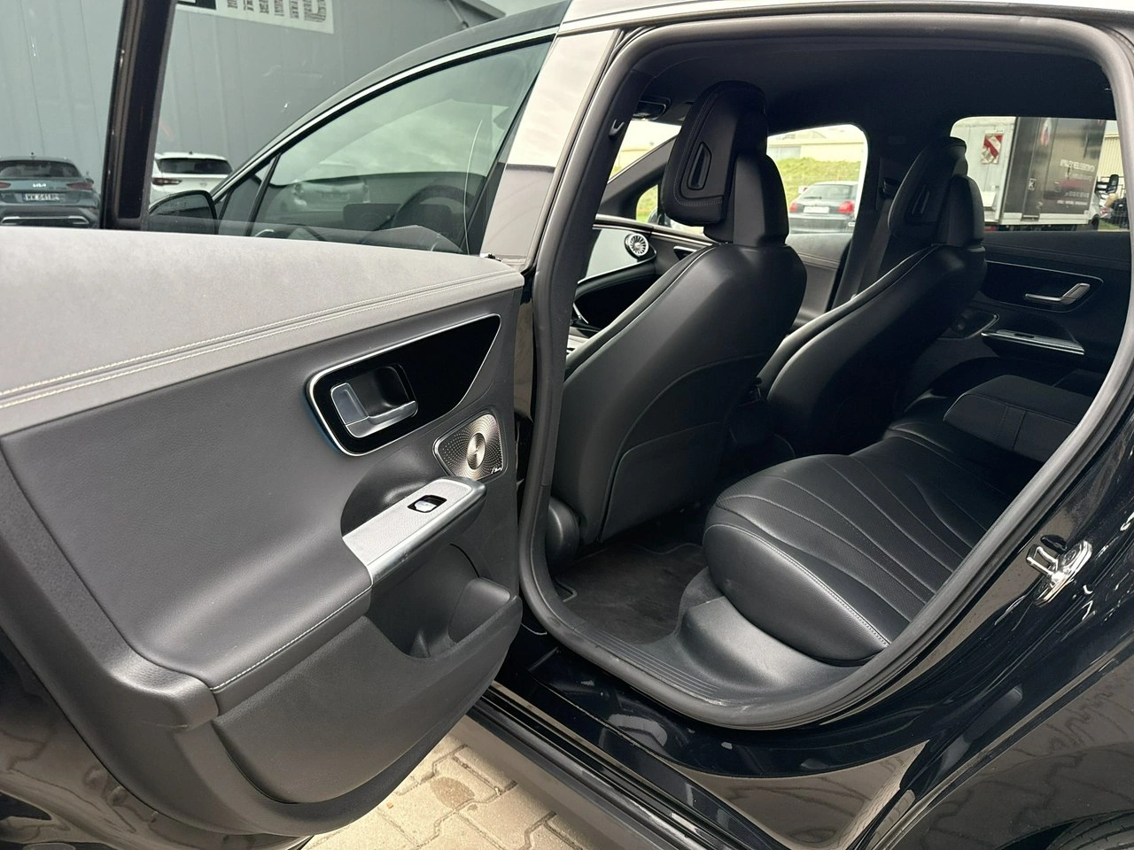 Mercedes EQE - Zdjęcie 13