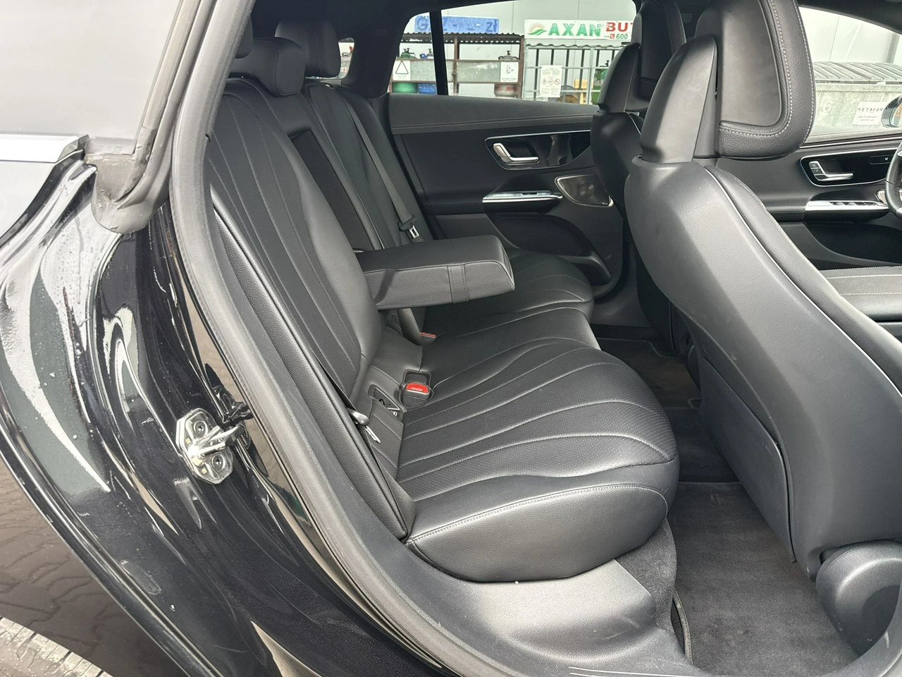 Mercedes EQE - Zdjęcie 17