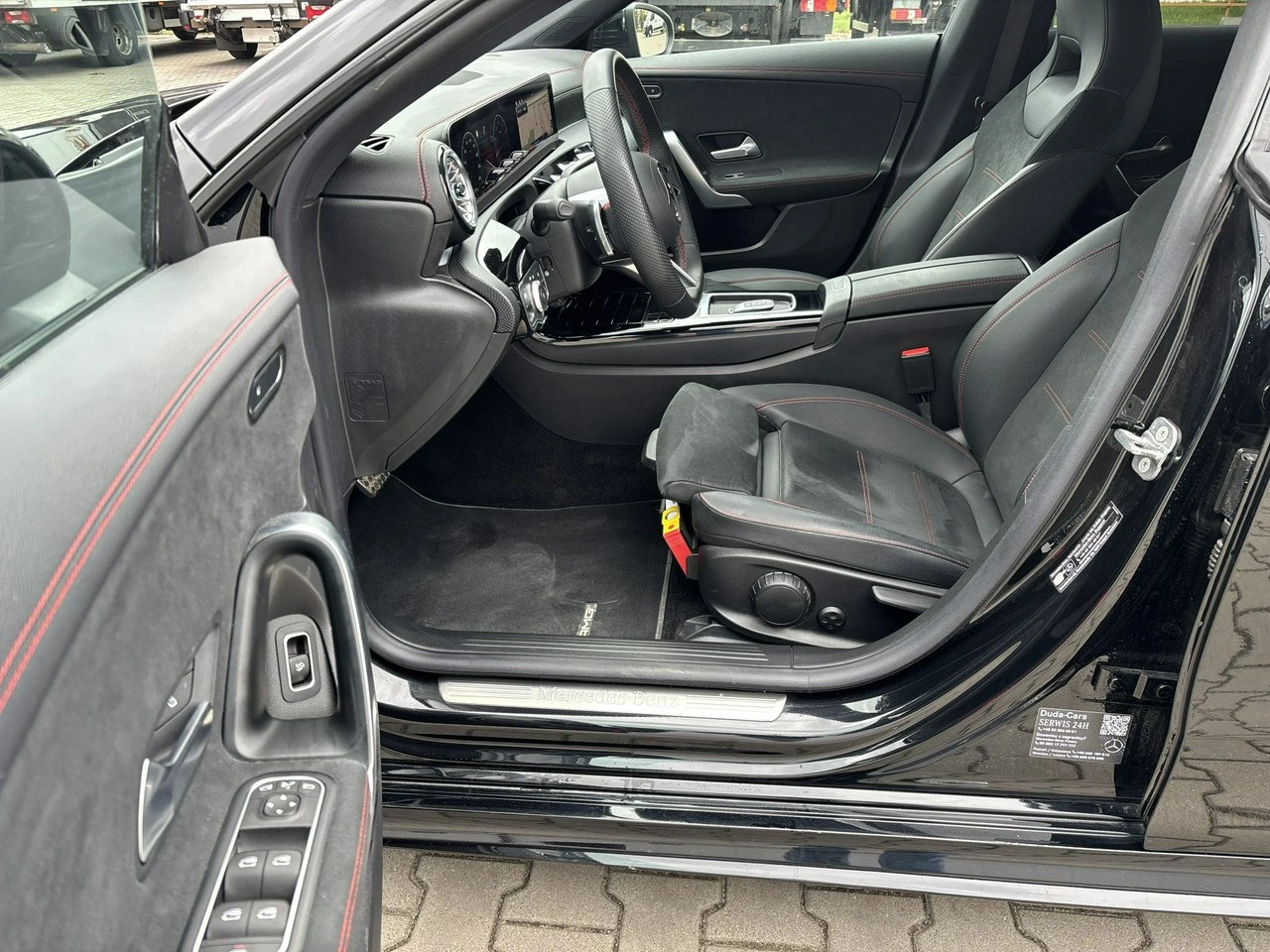 Mercedes CLA 200 - Zdjęcie 10