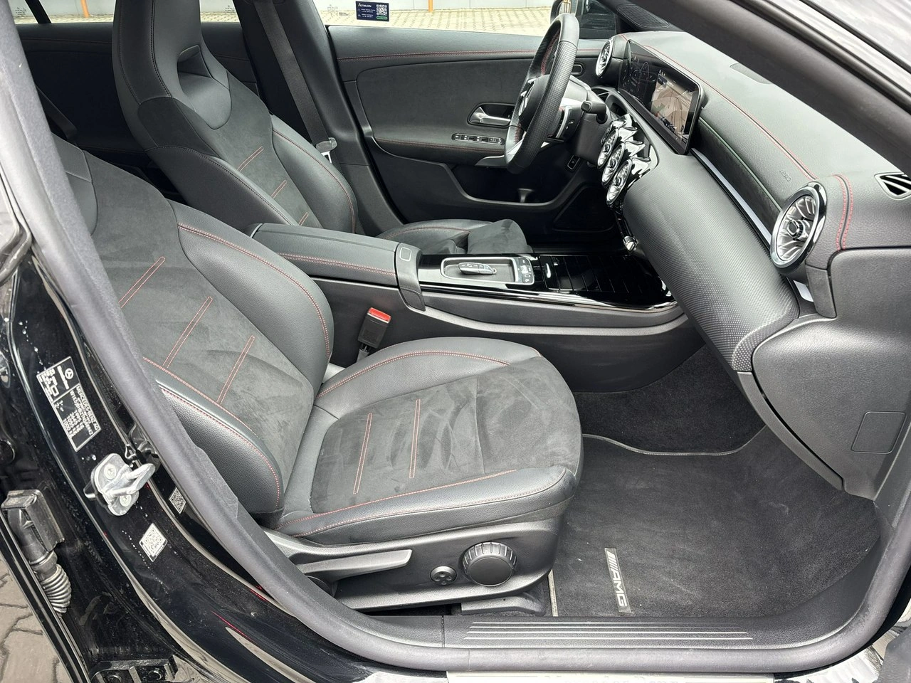 Mercedes CLA 200 - Zdjęcie 17