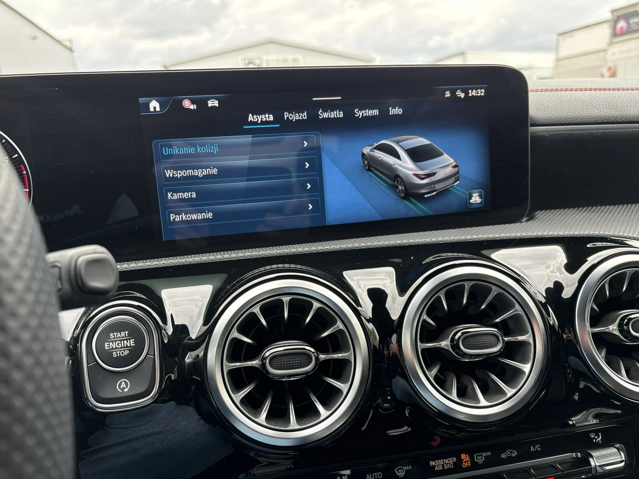 Mercedes CLA 200 - Zdjęcie 22