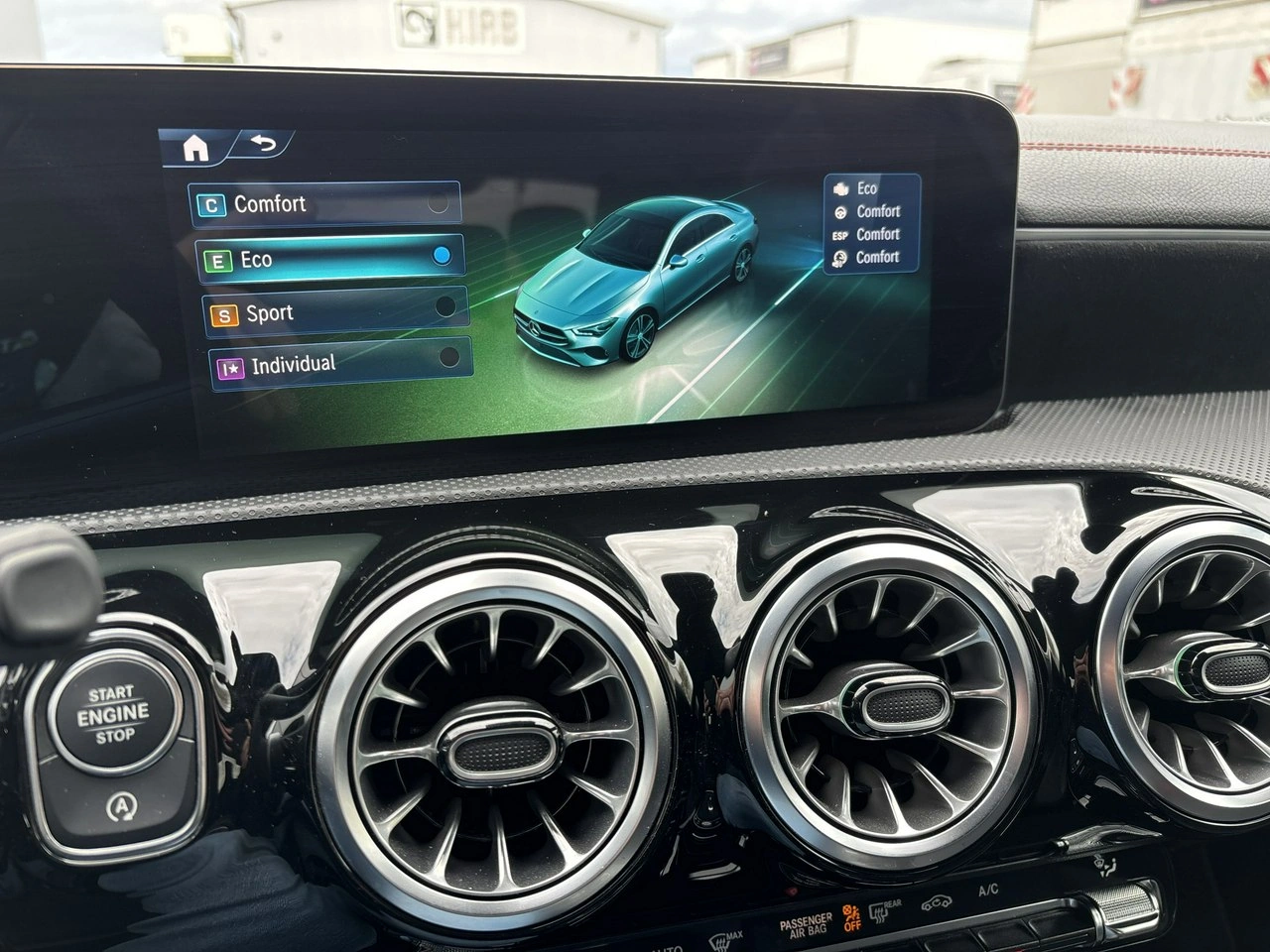 Mercedes CLA 200 - Zdjęcie 27