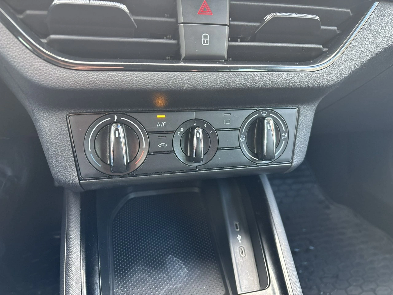 Skoda RAPID - Zdjęcie 19