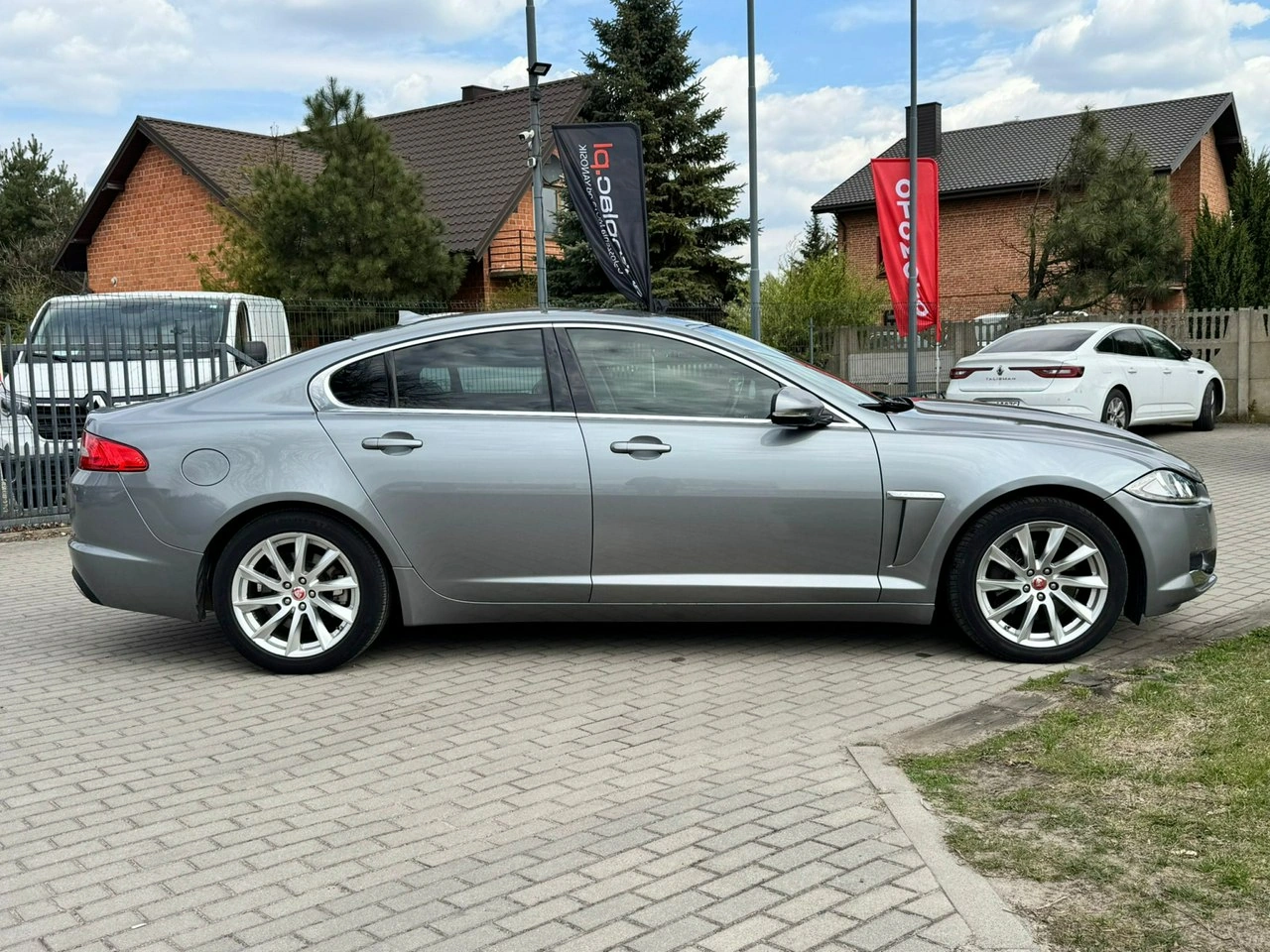 Jaguar XF - Zdjęcie 15