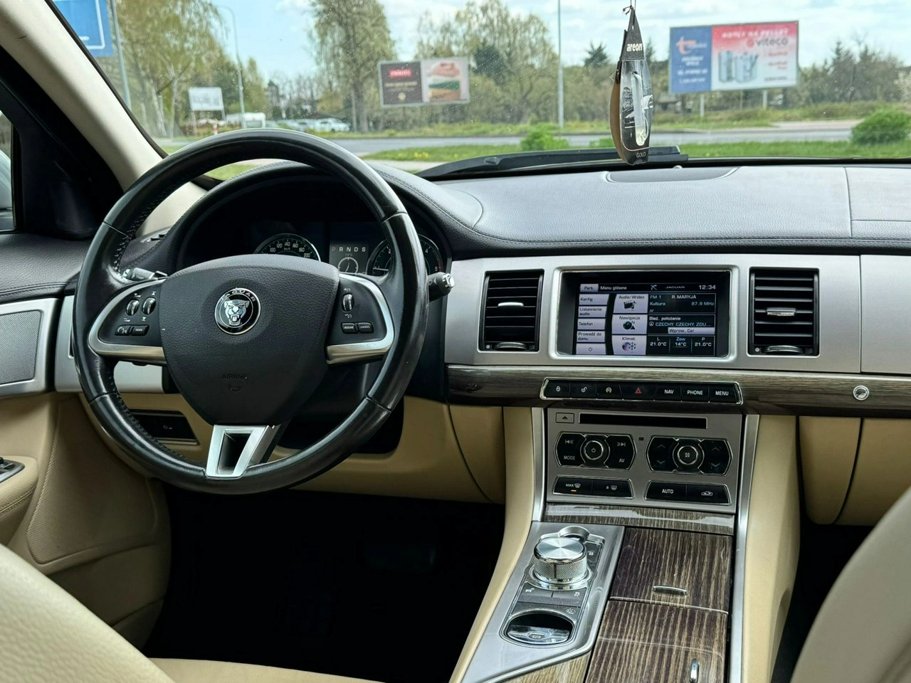 Jaguar XF - Zdjęcie 19