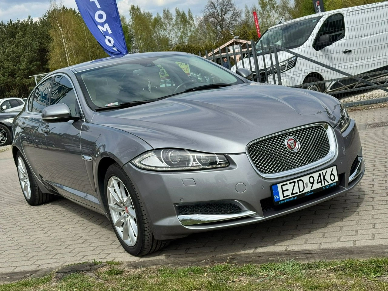 Jaguar XF - Zdjęcie 4