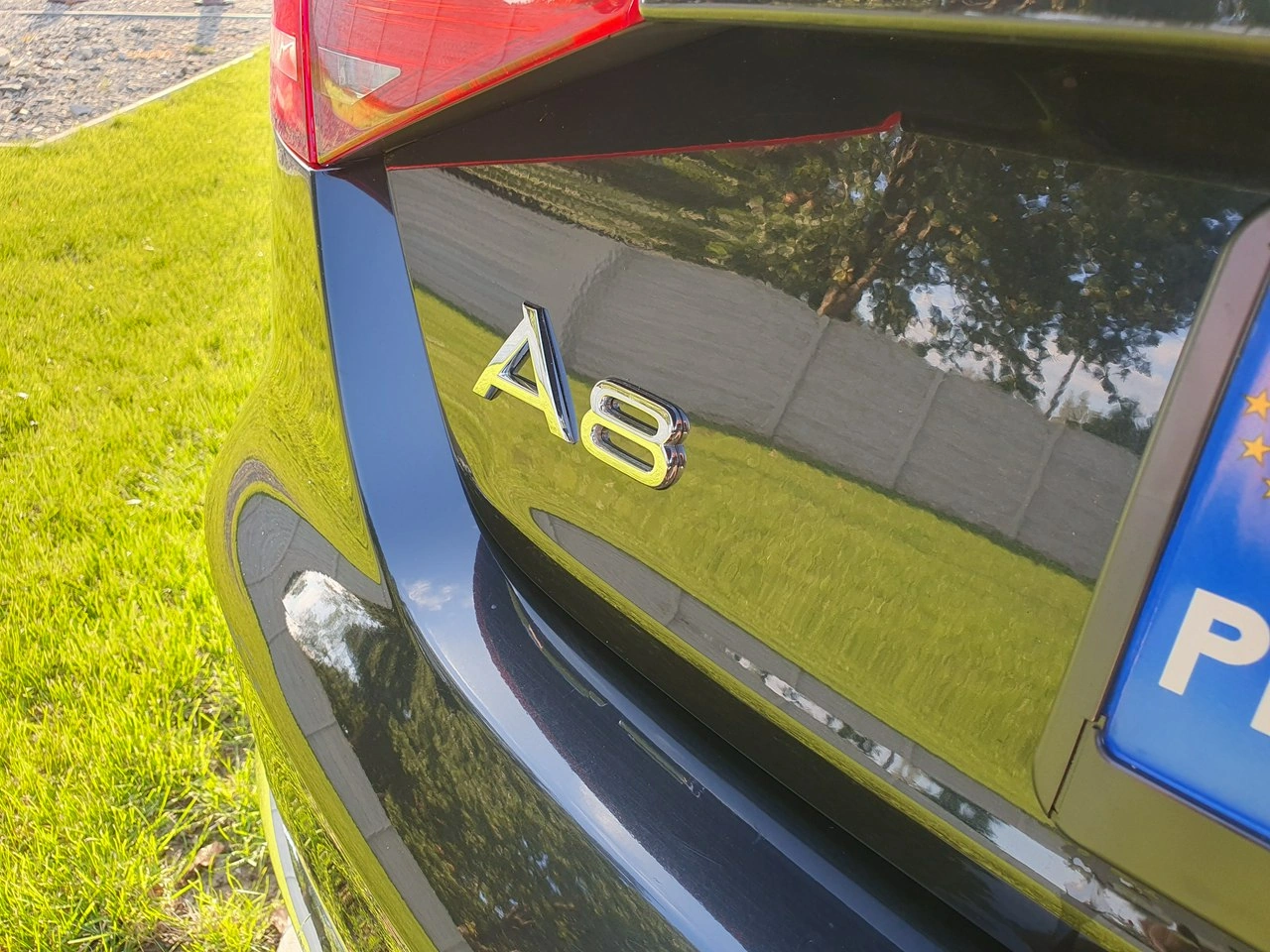 Audi A8 - Zdjęcie 11