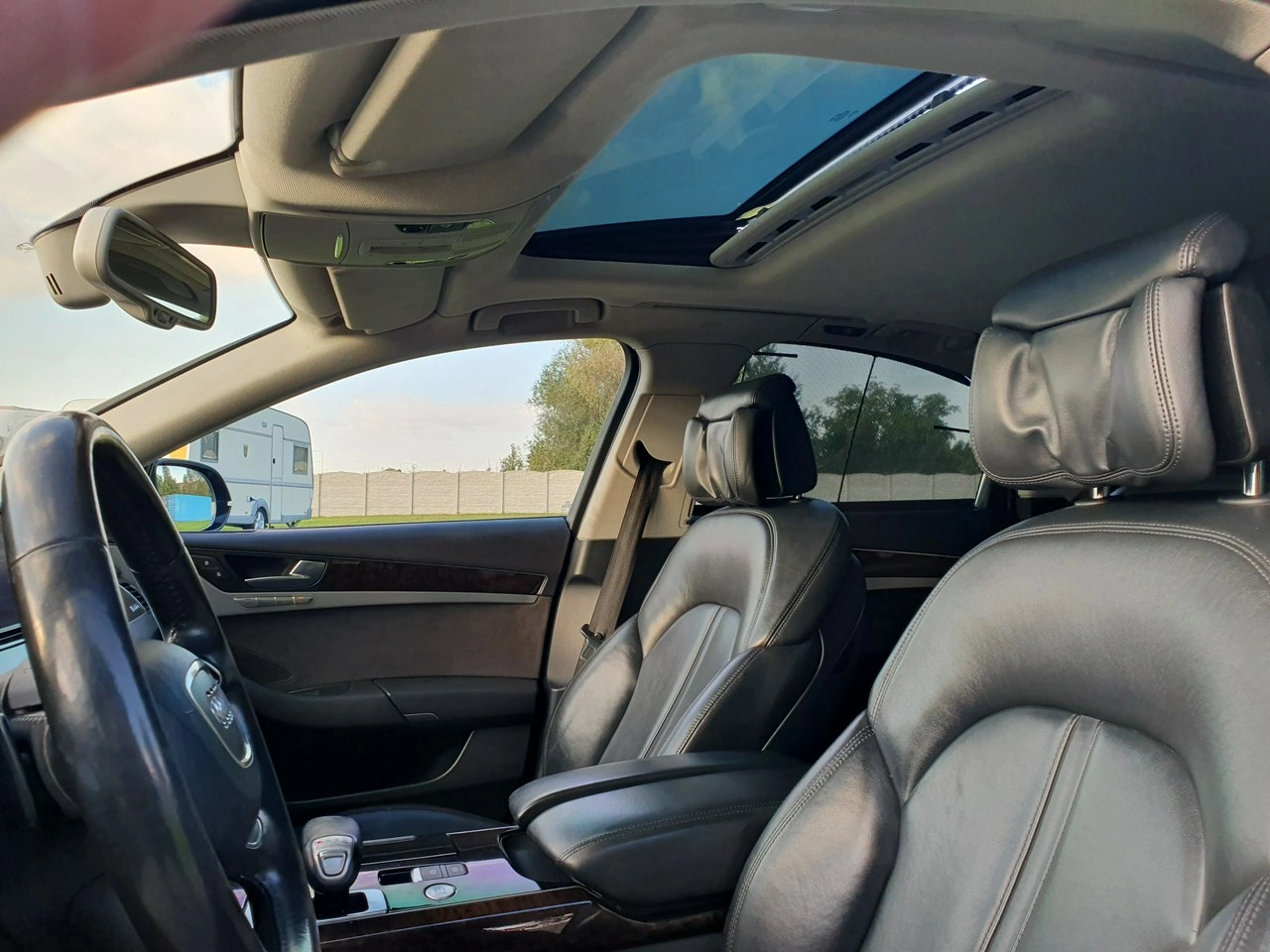 Audi A8 - Zdjęcie 18