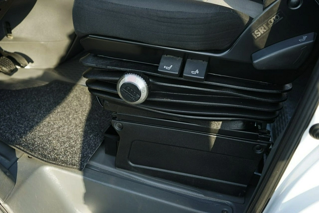 Iveco Daily - Zdjęcie 10