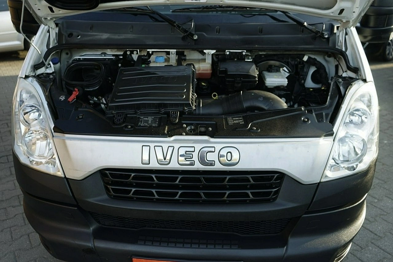 Iveco Daily - Zdjęcie 8