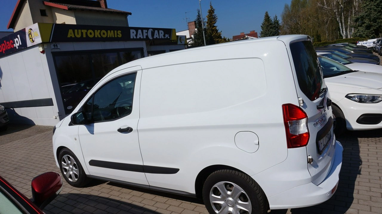 Ford Transit Courier - Zdjęcie 7