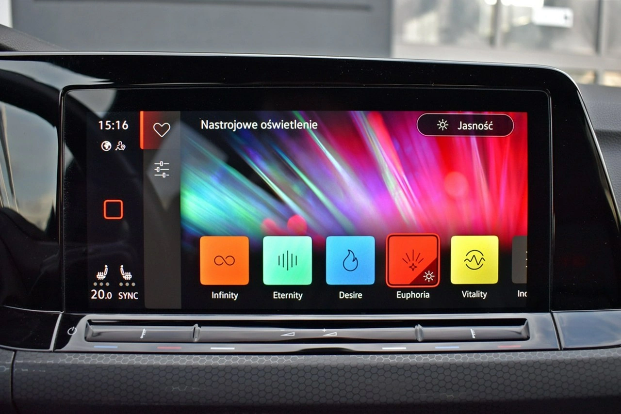 Volkswagen Golf - Zdjęcie 25