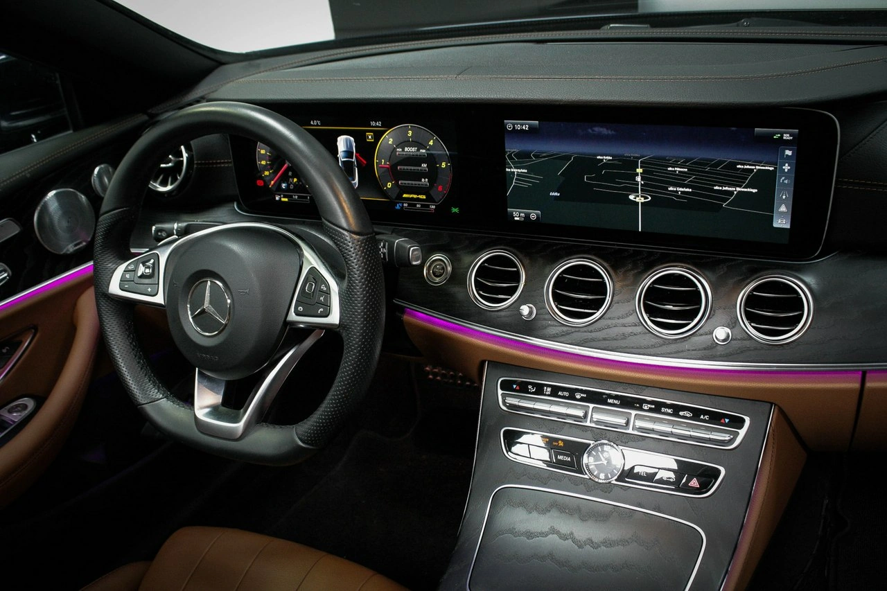 Mercedes E 220 - Zdjęcie 19