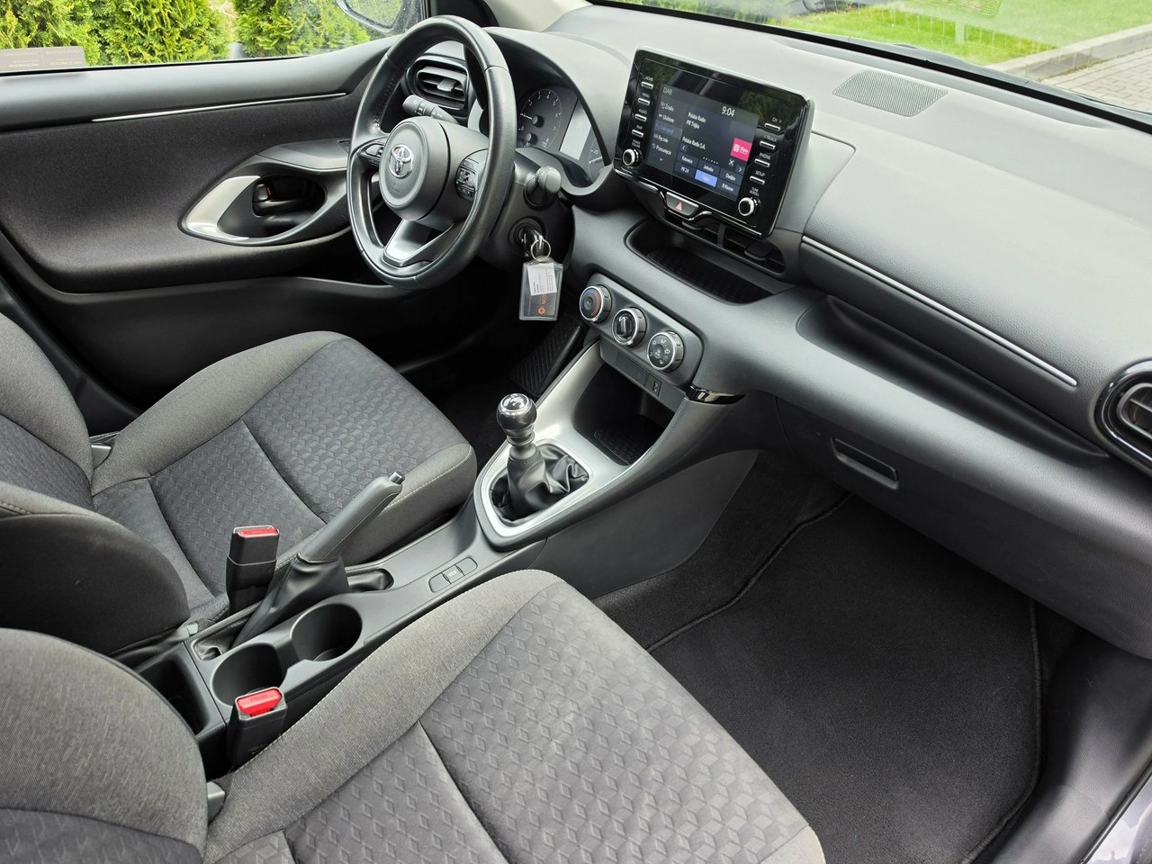 Toyota Yaris - Zdjęcie 13