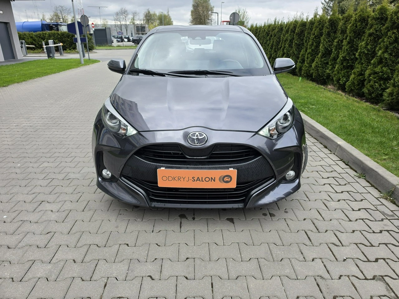 Toyota Yaris - Zdjęcie 3