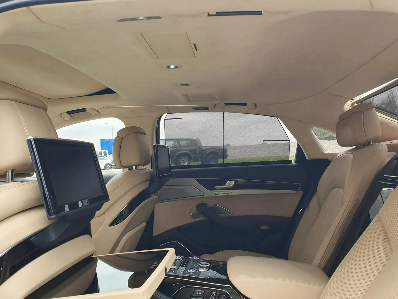 Audi A8 - Zdjęcie 26