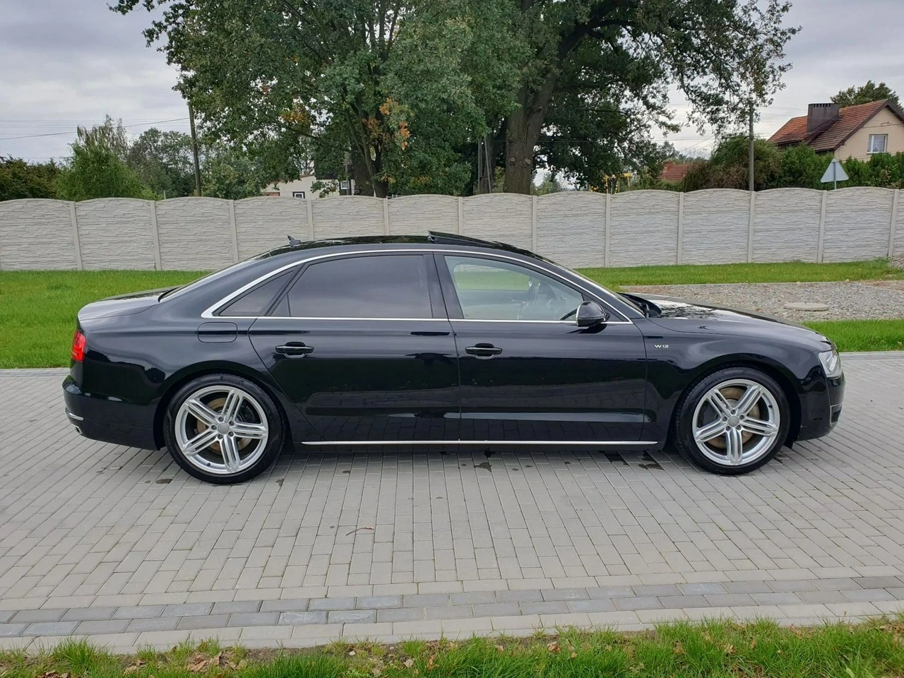 Audi A8 - Zdjęcie 9