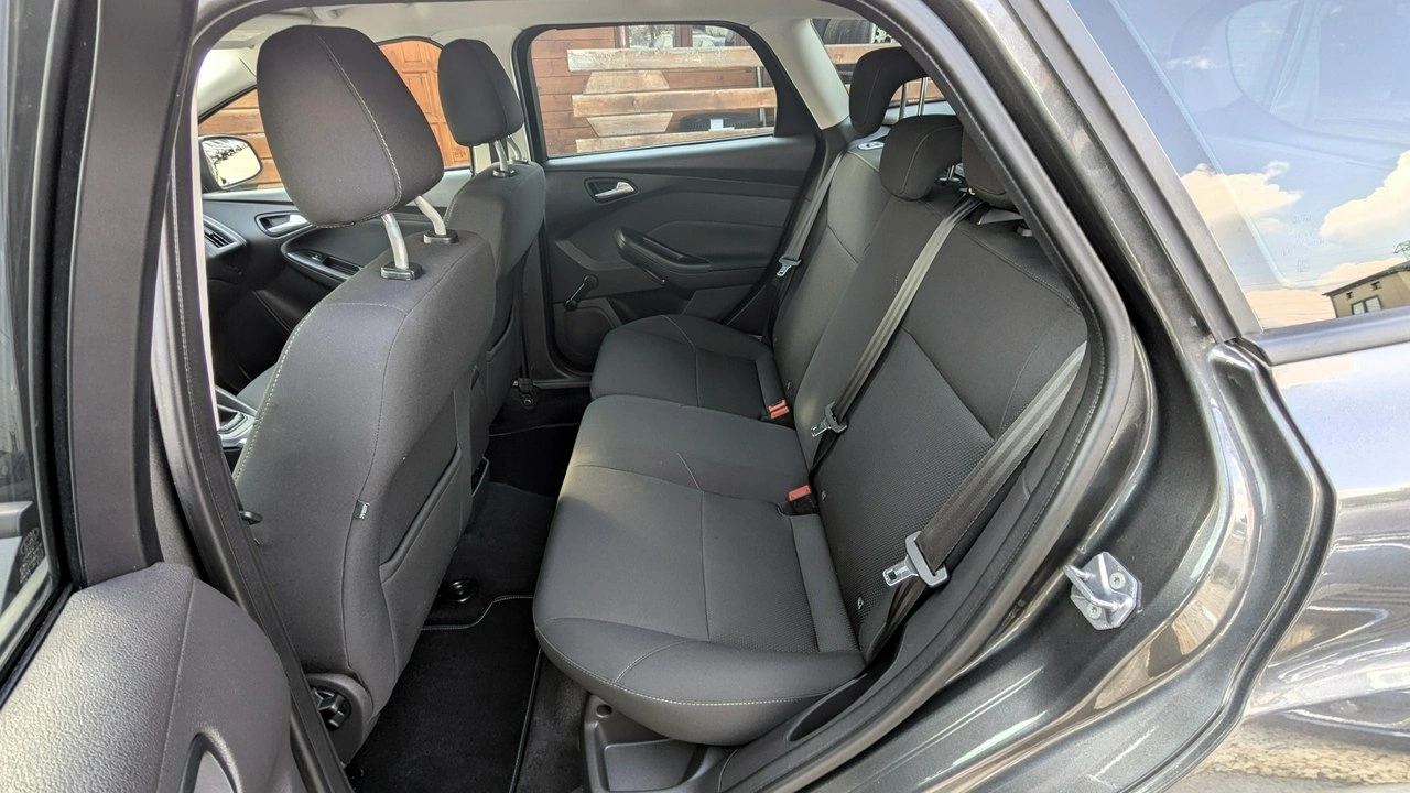 Ford Focus - Zdjęcie 15
