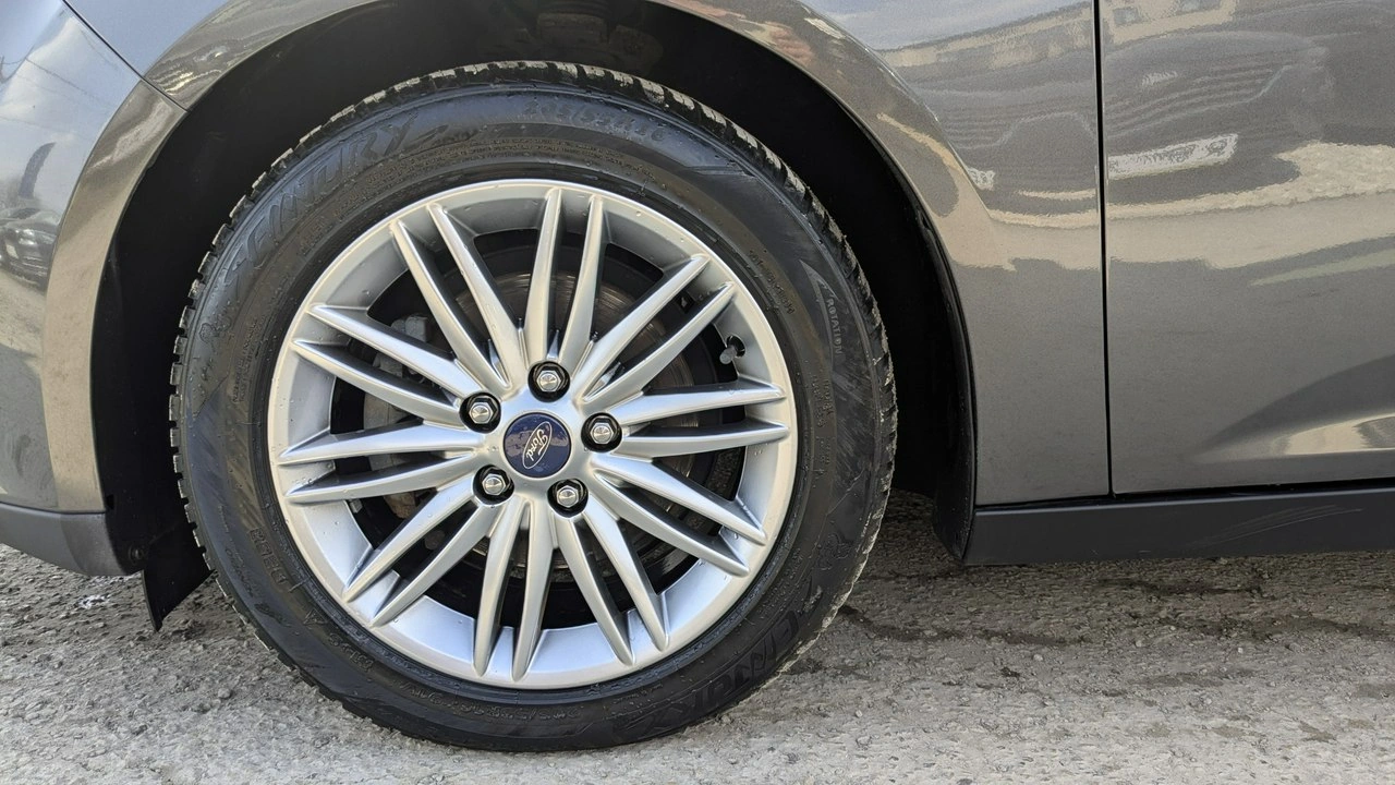 Ford Focus - Zdjęcie 40