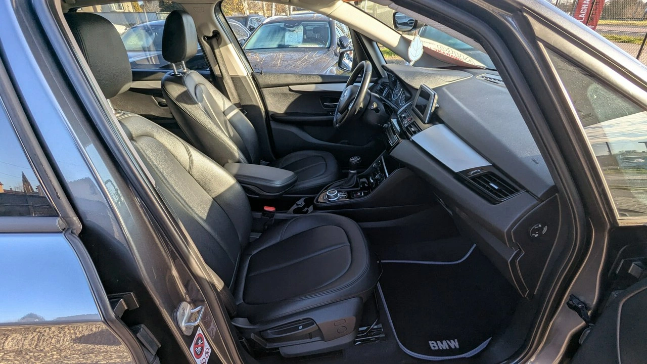 BMW 216 - Zdjęcie 17