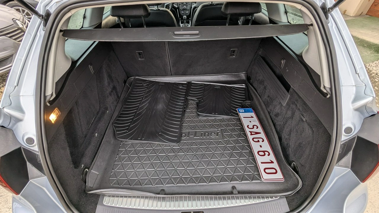 Opel Astra - Zdjęcie 34