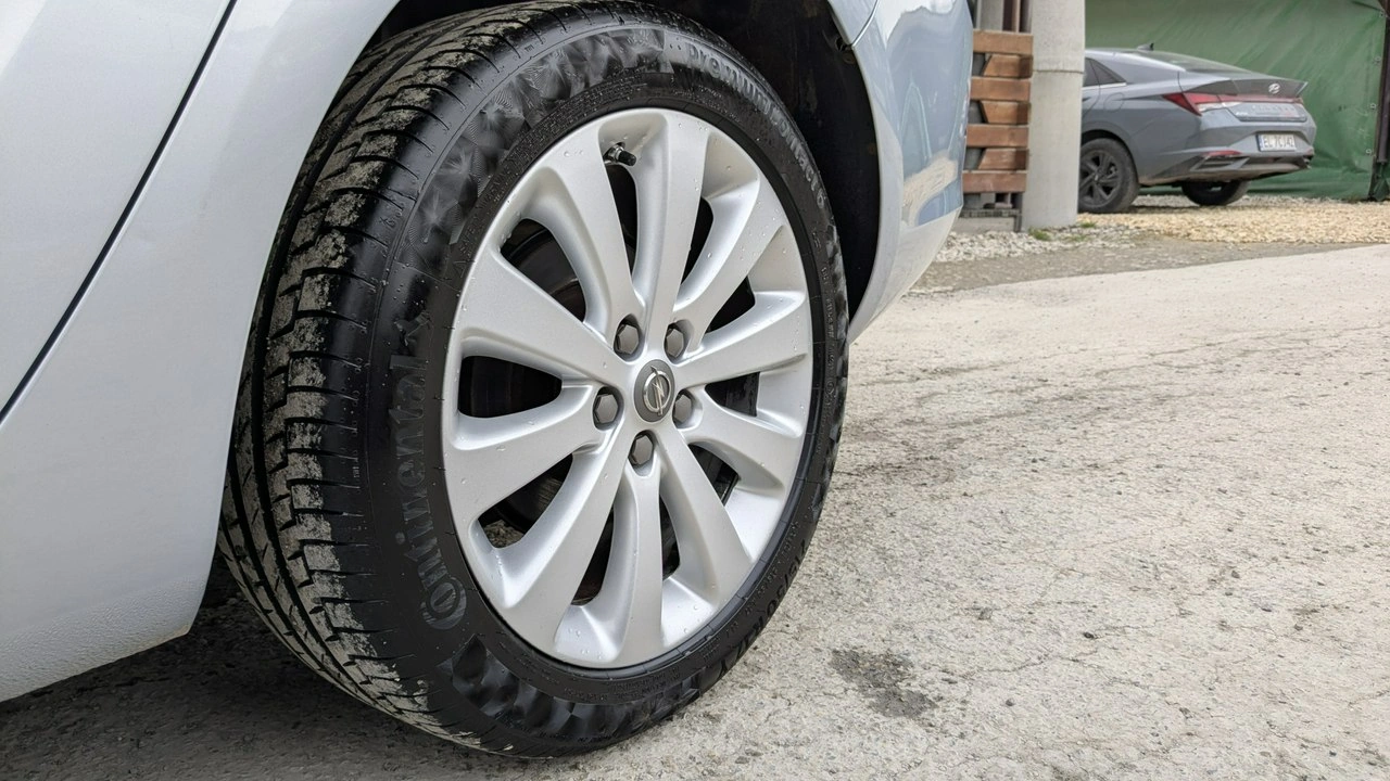 Opel Astra - Zdjęcie 39