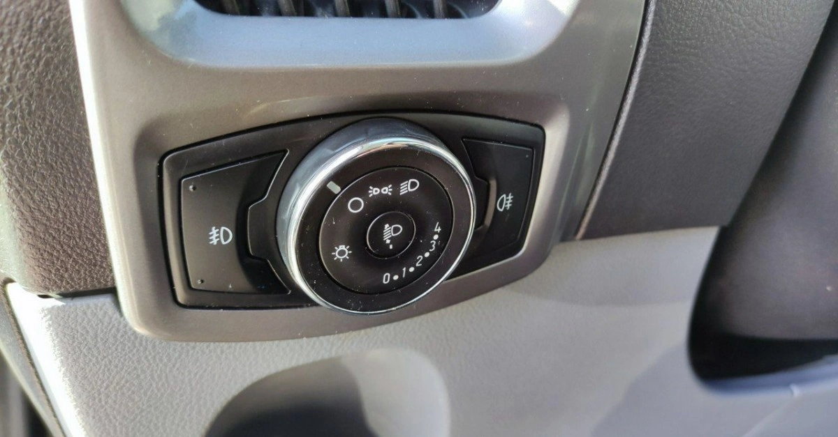 Ford Transit Custom - Zdjęcie 27