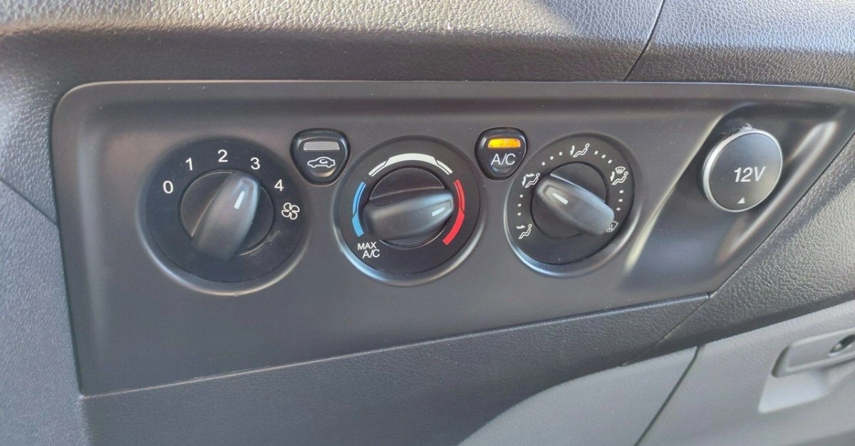 Ford Transit Custom - Zdjęcie 33