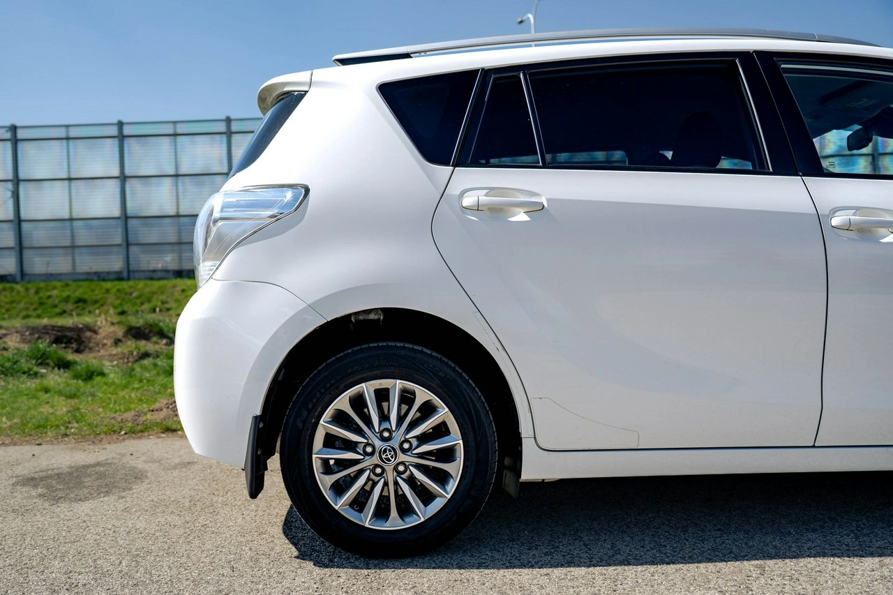 Toyota Verso - Zdjęcie 7
