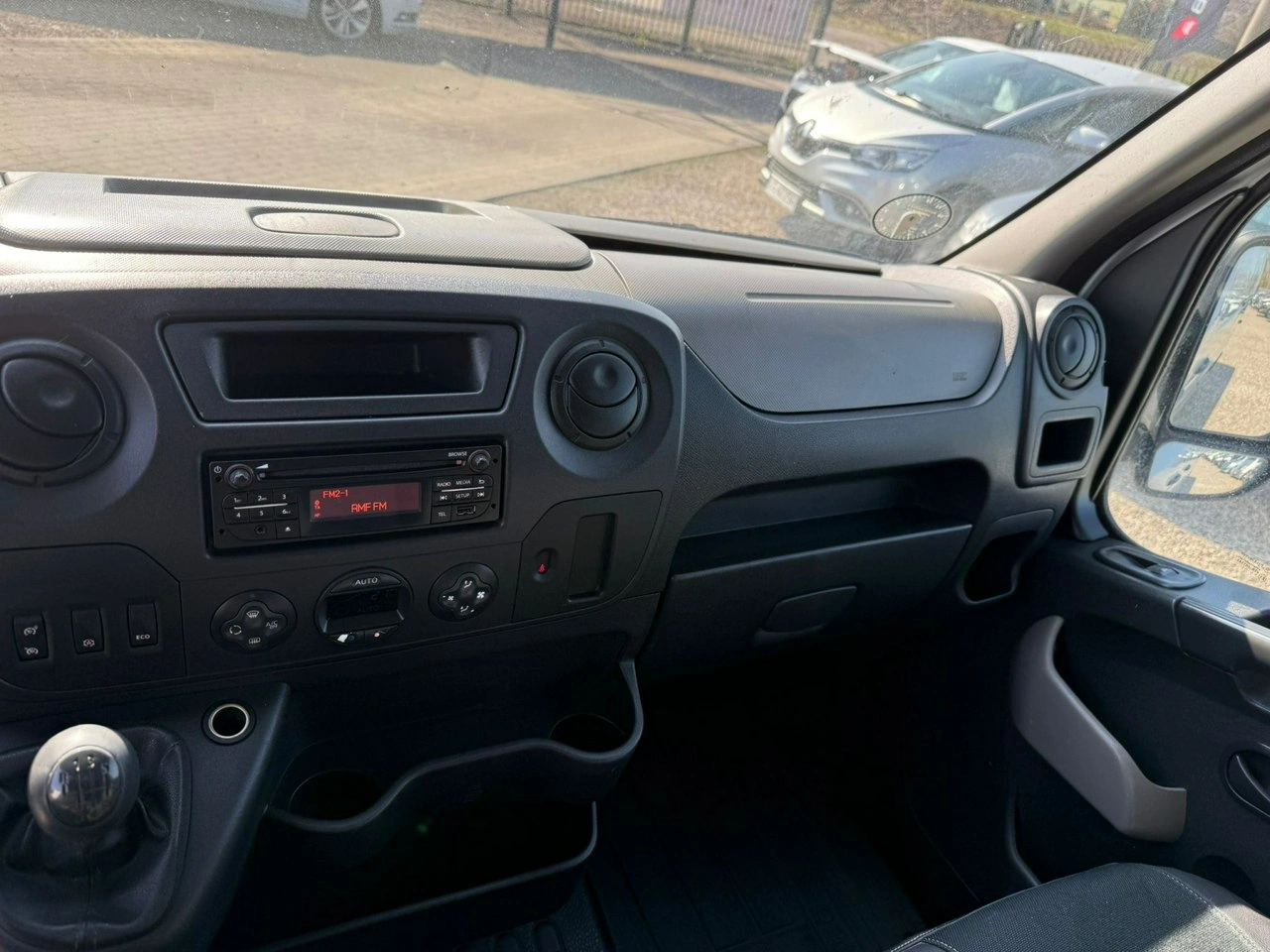 Nissan NV 400 - Zdjęcie 11