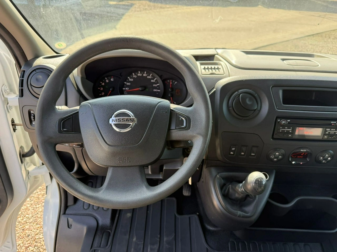 Nissan NV 400 - Zdjęcie 12