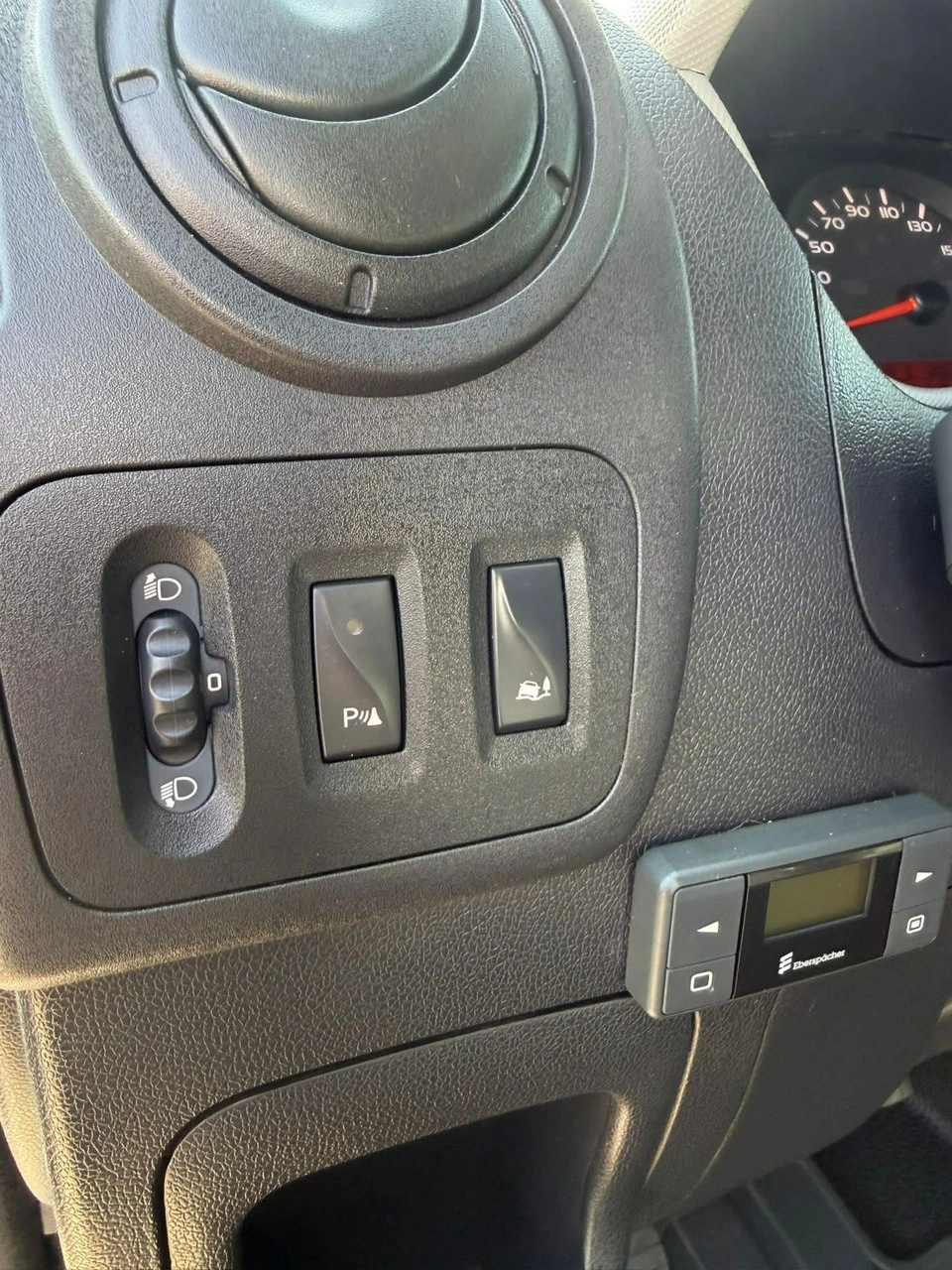 Nissan NV 400 - Zdjęcie 23