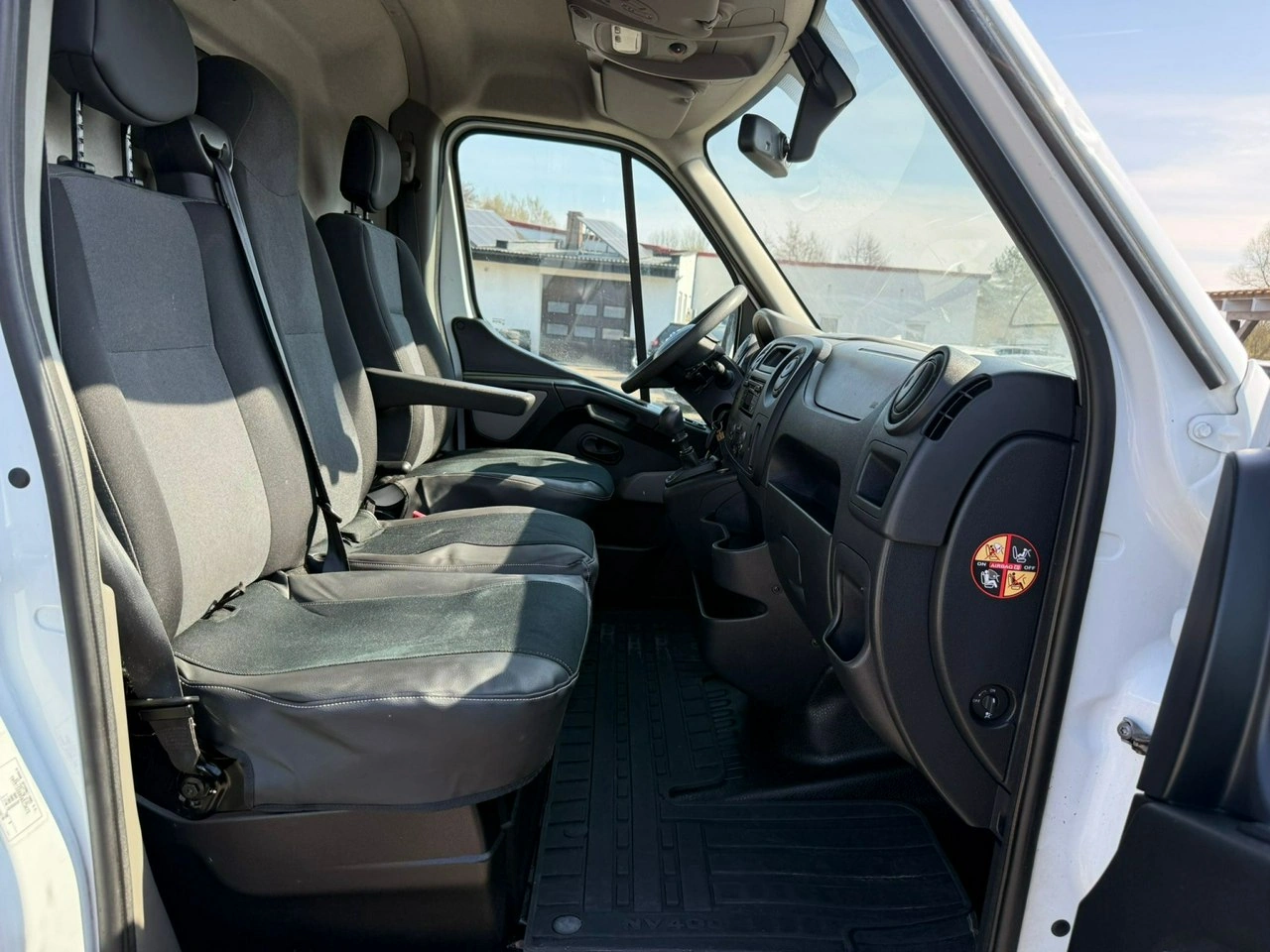 Nissan NV 400 - Zdjęcie 25