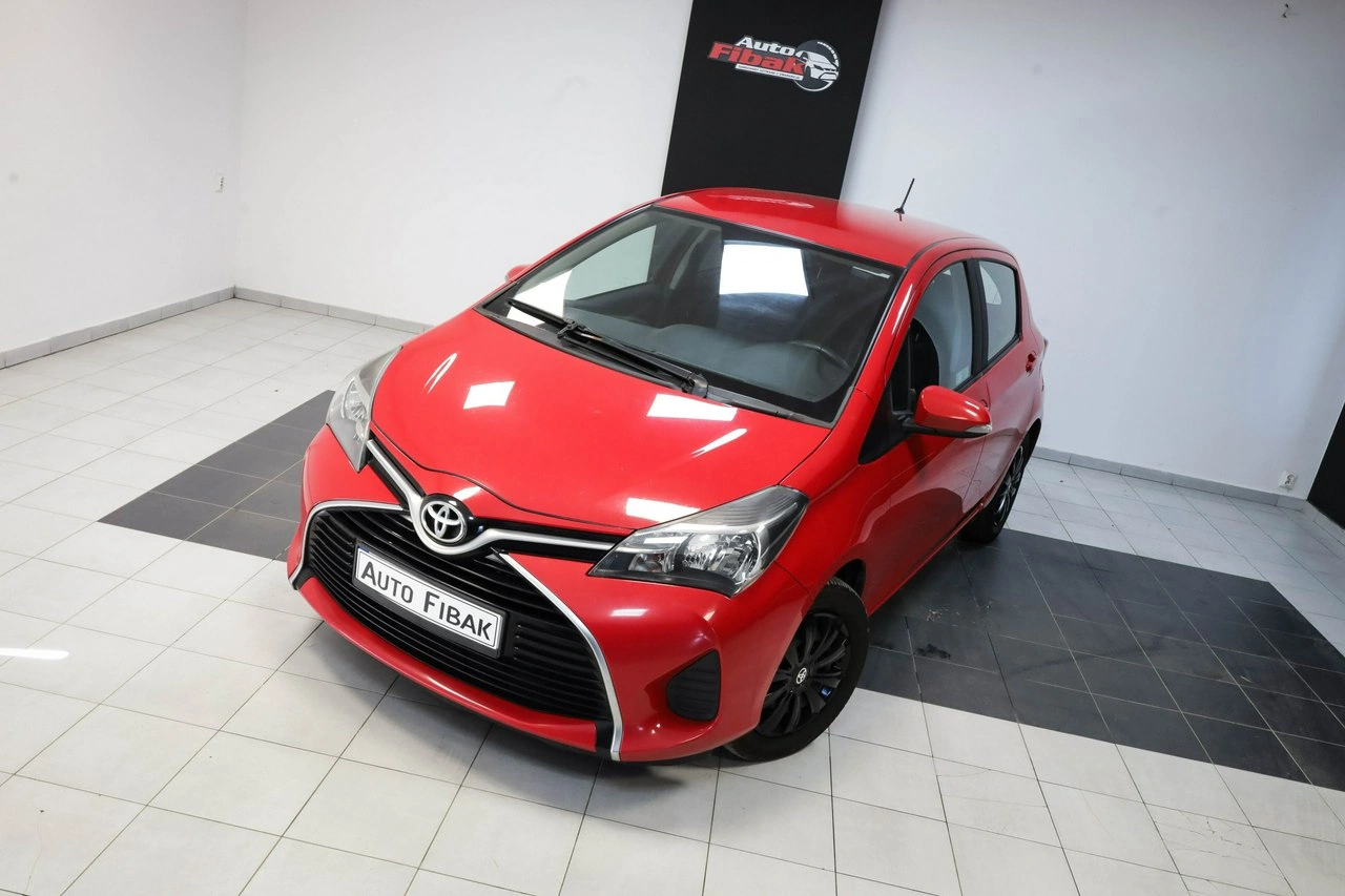 Toyota Yaris - Zdjęcie 3
