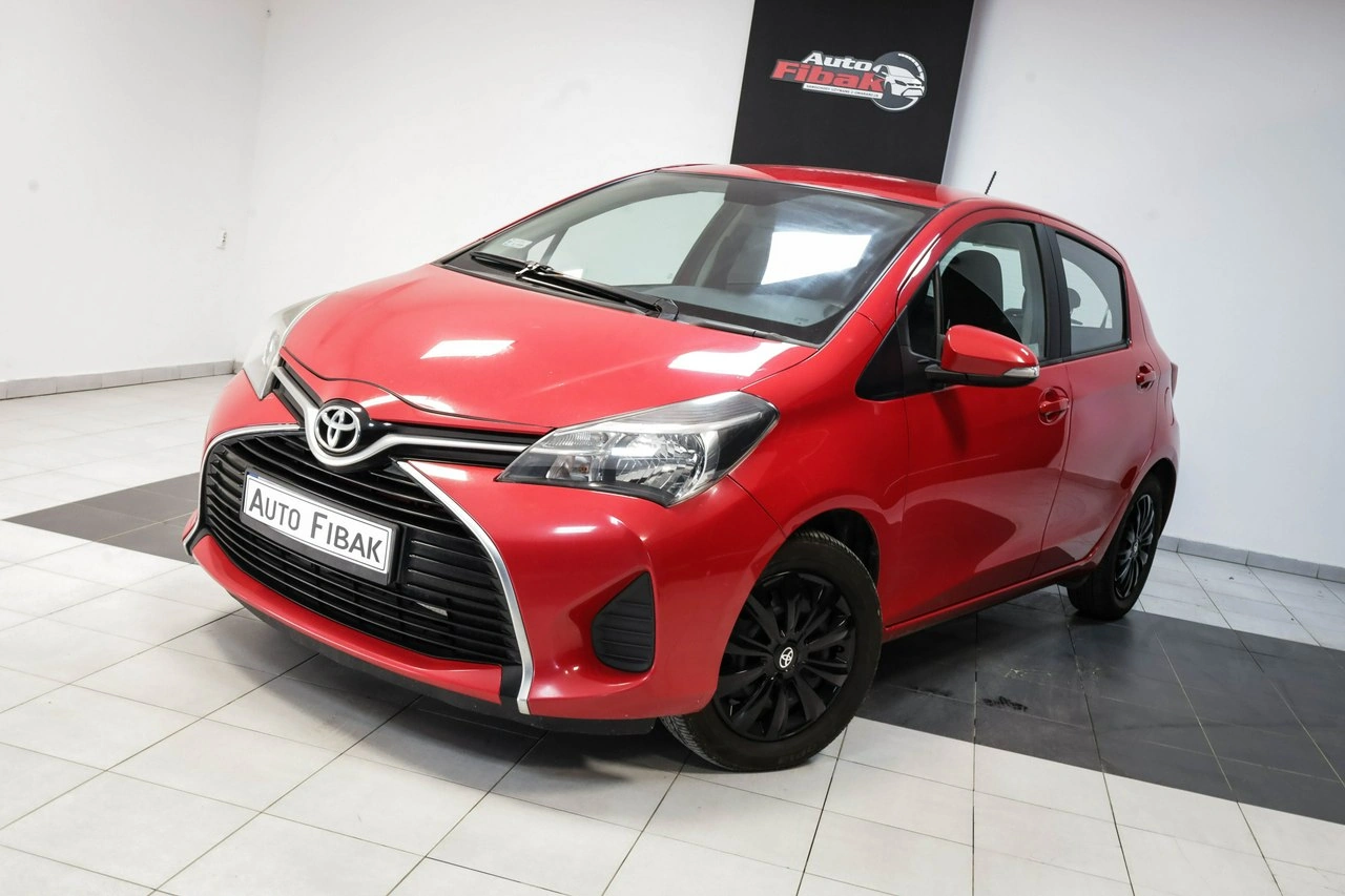 Toyota Yaris - Zdjęcie 4