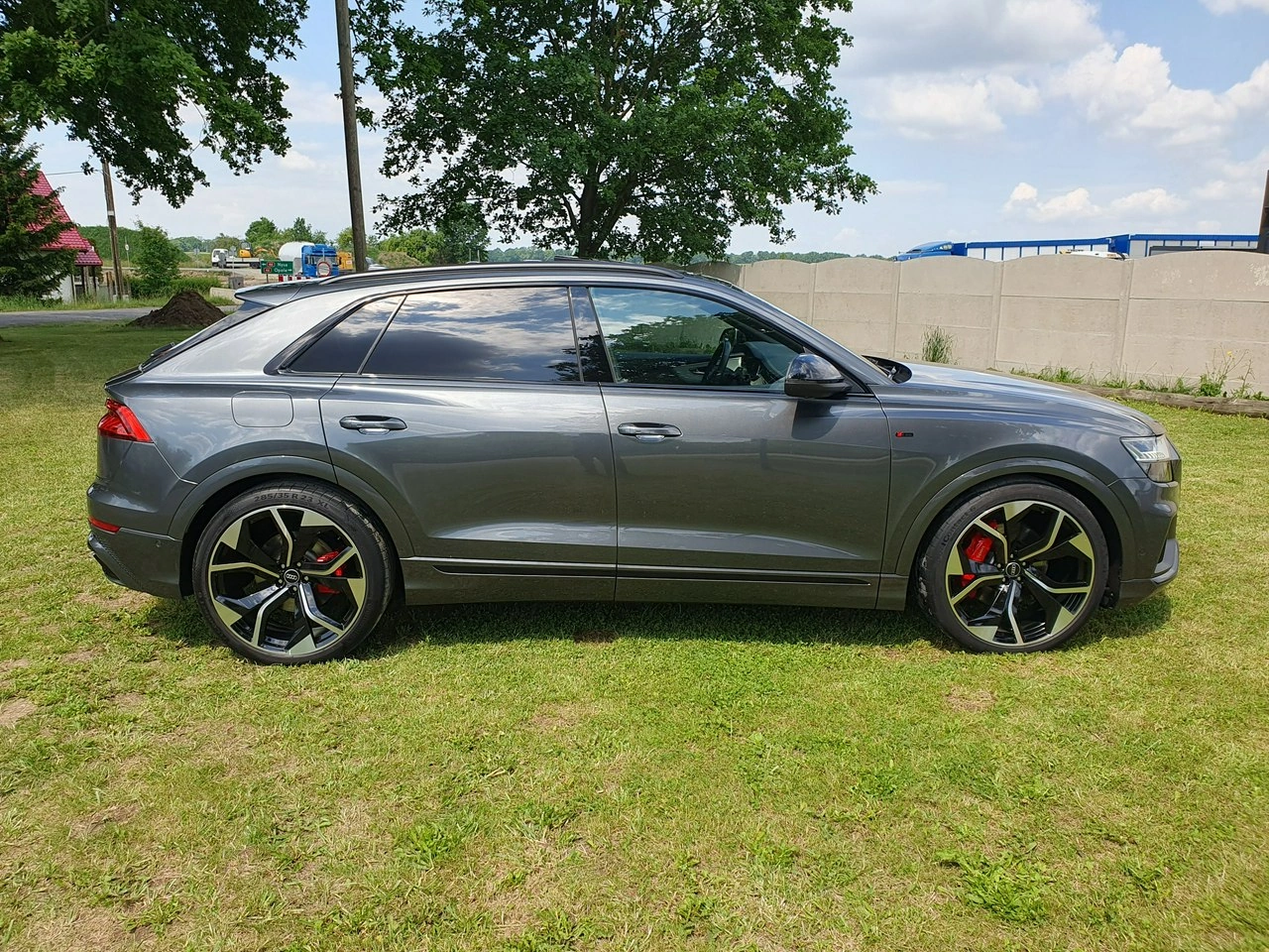 Audi Q8 - Zdjęcie 9