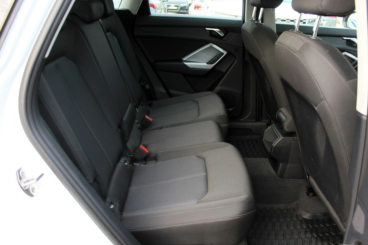Audi Q3 - Zdjęcie 9