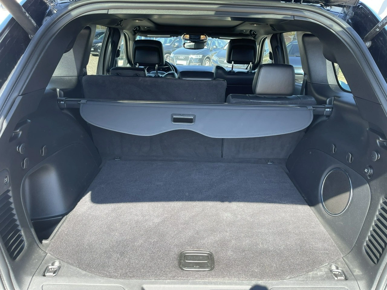 Jeep Grand Cherokee - Zdjęcie 20