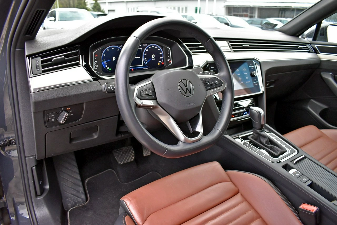 Volkswagen Passat - Zdjęcie 9