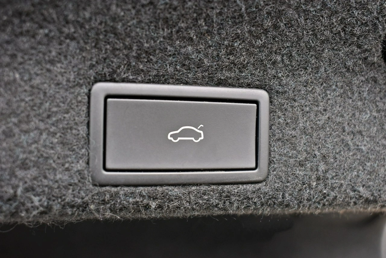 Volkswagen Passat - Zdjęcie 28