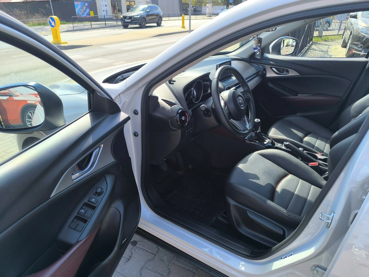 Mazda CX-3 - Zdjęcie 12